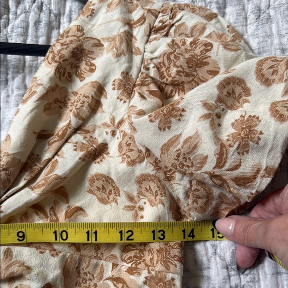 Cream and Brown Puff Sleeve Crop Blouse - Picture 4 of 6